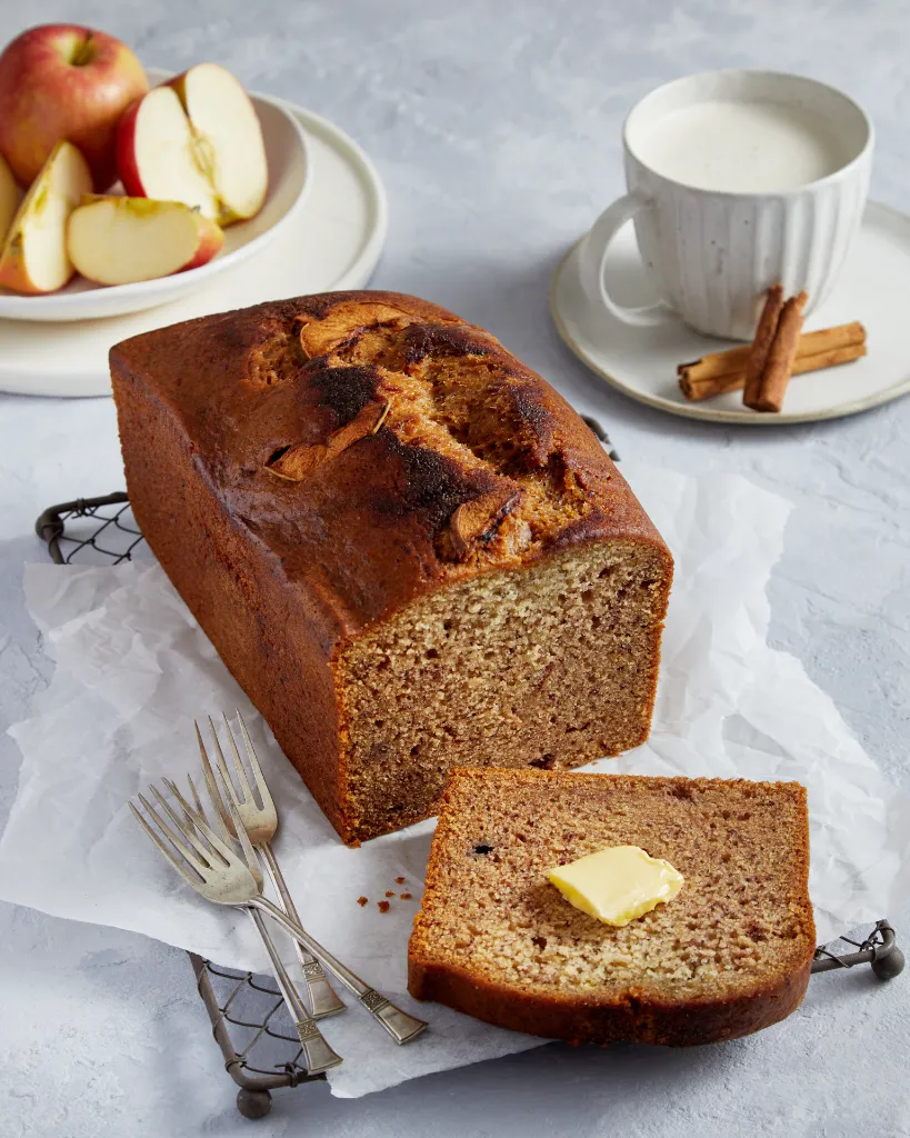 Papa Joes_BananaBread_AppleCin_027_WEB.webp